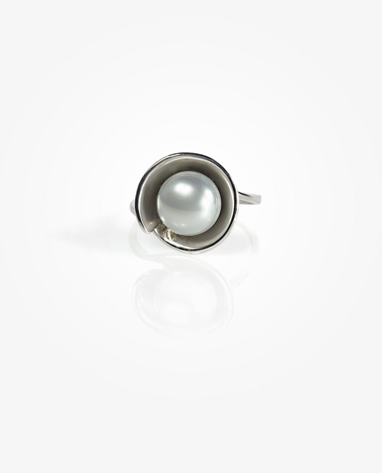 Pearl Cup Ring