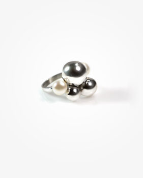 bubble pearl ring