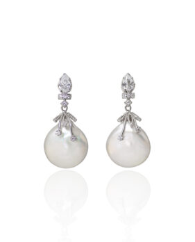 Baroque Pearl Pistil Earrings