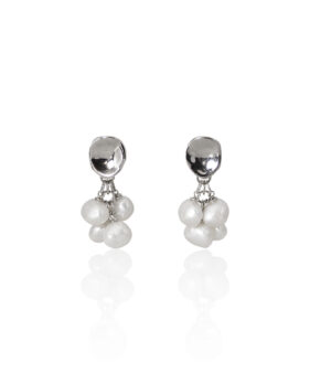 Concave Circle Cluster Pearl Earrings