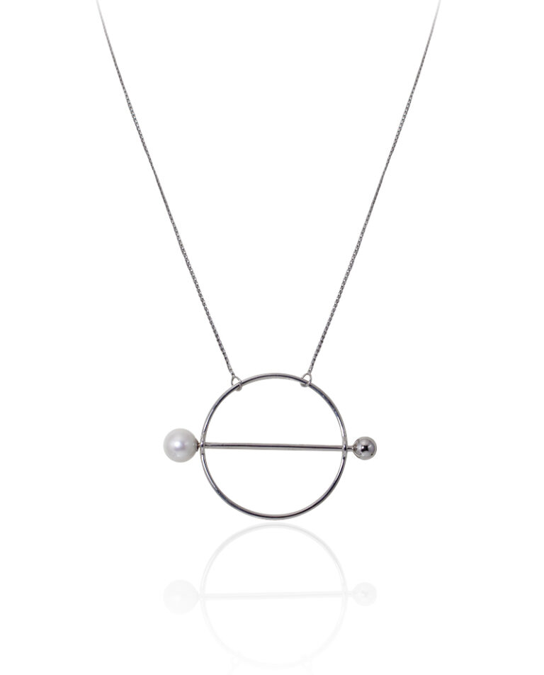 Pearl Interlocking Stick Circle Necklace